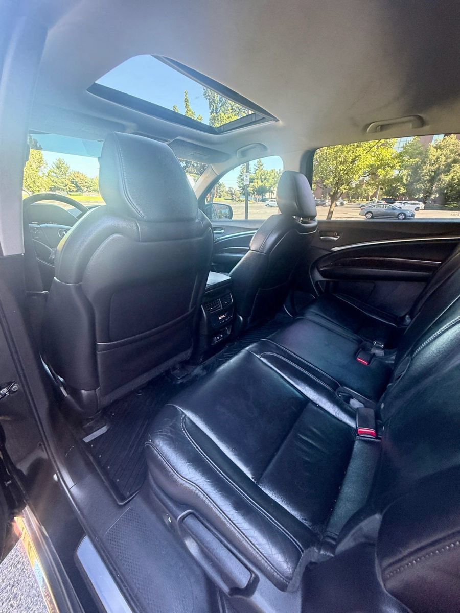 Used 2017 Acura MDX w/ Technology Package AWD/4WD image 22
