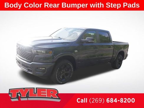 New 2026 RAM 1500 4x4 Crew Cab image 3