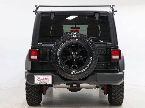 Used 2022 Jeep Wrangler Unlimited Sport image 7