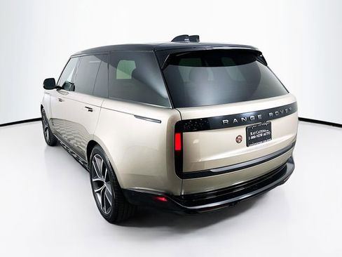 Used 2024 Land Rover Range Rover Long Wheelbase SE AWD/4WD image 7