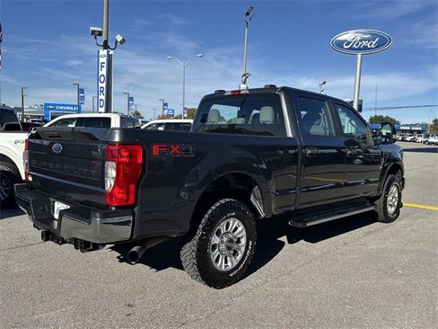 Used 2020 Ford F250 XL w/ STX Appearance Package image 5