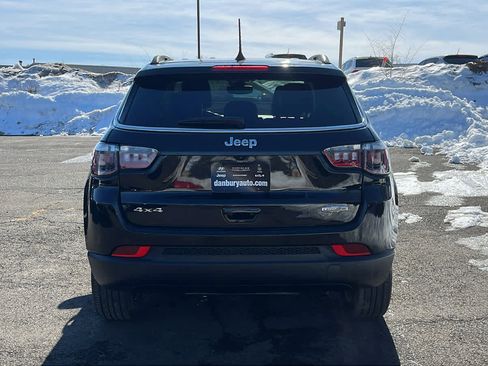 Used 2022 Jeep Compass Latitude image 6