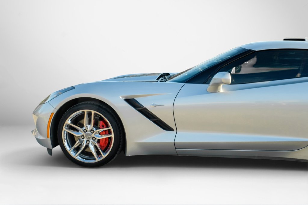 Used 2016 Chevrolet Corvette Stingray Coupe w/ 2LT Preferred Equipment Group RWD image 10