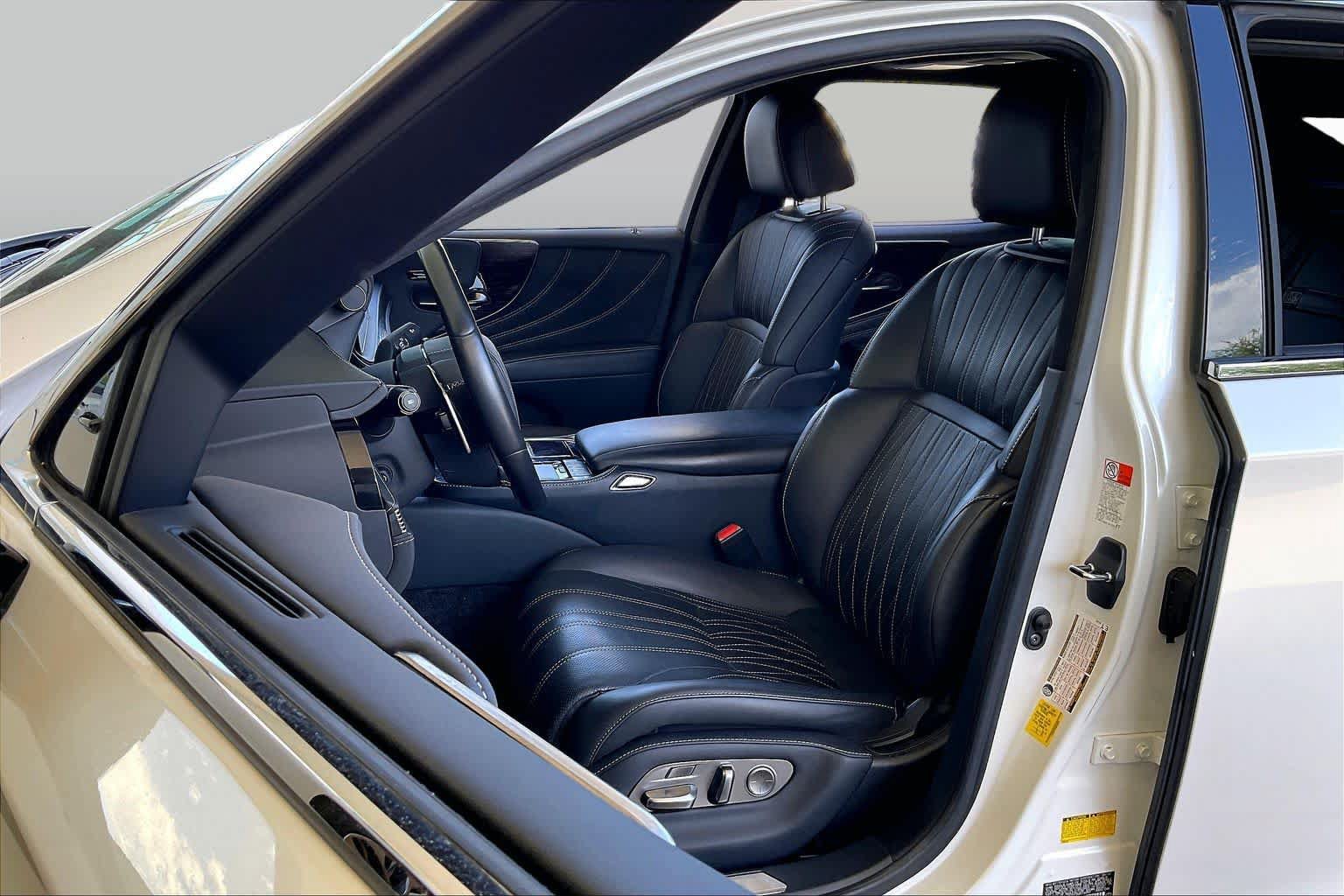 Used 2022 Lexus LS 500 w/ Interior Upgrade Package RWD image 7
