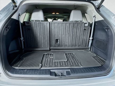 Used 2020 Toyota Highlander XLE image 26