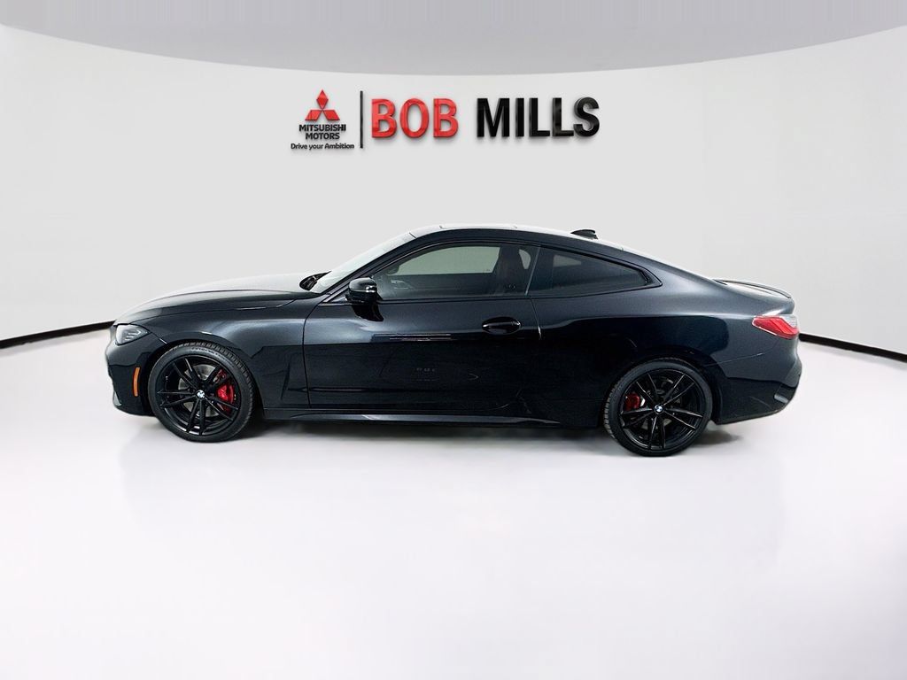 Used 2022 BMW M440i Coupe RWD image 4