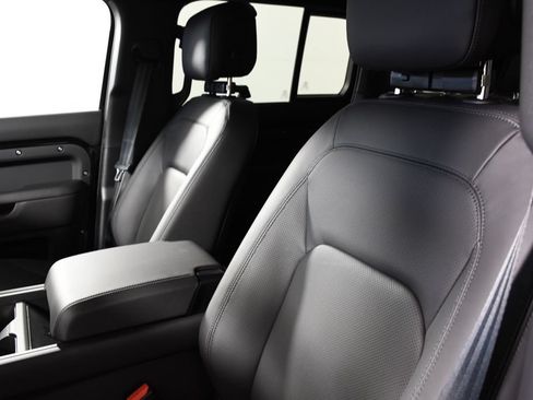 New 2026 Land Rover Defender 110 S AWD/4WD image 17