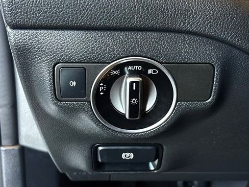 Certified 2019 Mercedes-Benz CLA 250 4MATIC image 21