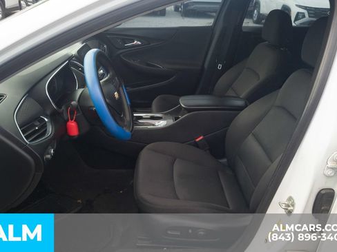 Used 2019 Chevrolet Malibu LT FWD image 6