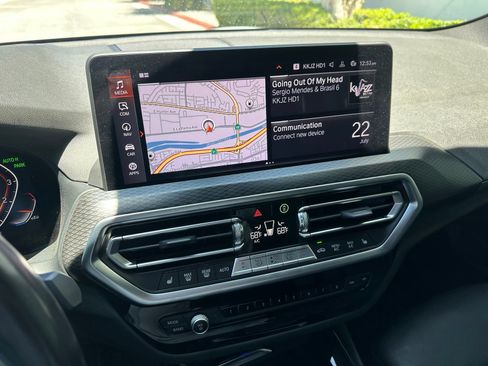 Used 2024 BMW X3 sDrive30i w/ Premium Package RWD image 5
