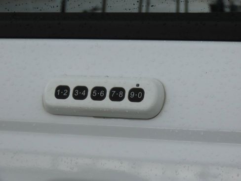 Certified 2023 Ford Bronco Outer Banks AWD/4WD image 17