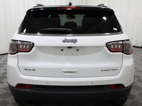 Used 2025 Jeep Compass Limited AWD/4WD image 30
