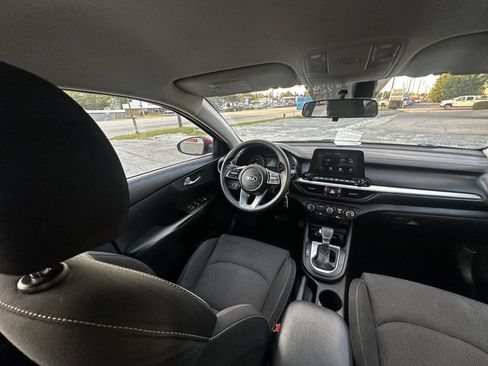 Used 2020 Kia Forte LXS image 21