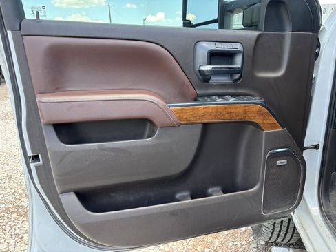 Used 2019 Chevrolet Silverado 2500 High Country w/ Duramax Plus Package AWD/4WD image 15
