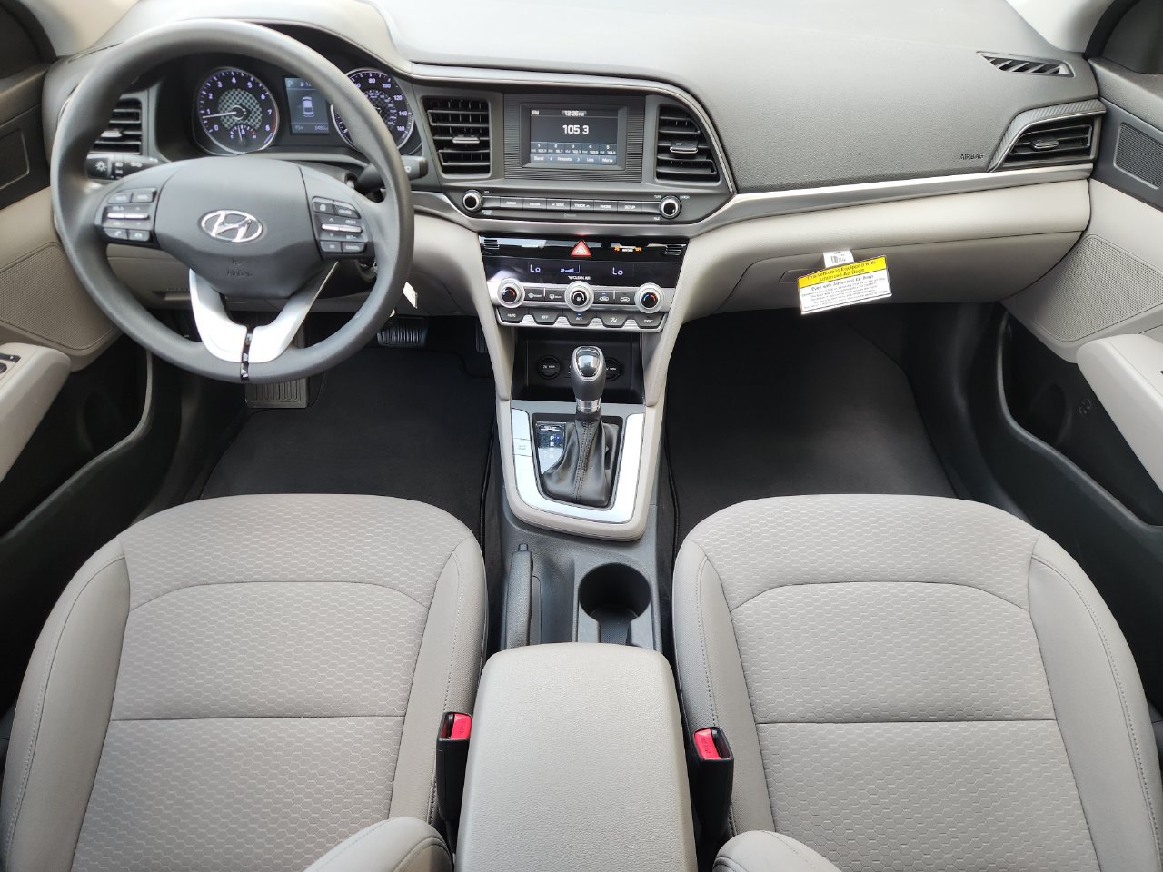 Used 2020 Hyundai Elantra SE FWD image 24