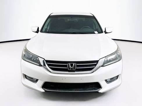 Used 2013 Honda Accord Sport image 2