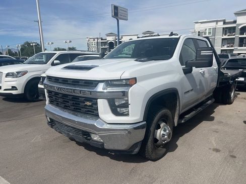 Used 2022 Chevrolet Silverado 3500 LT w/ Convenience Package AWD/4WD image 13