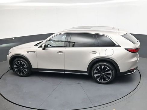 Used 2024 MAZDA CX-90 Plug-In Hybrid w/ Premium Plus AWD/4WD image 26