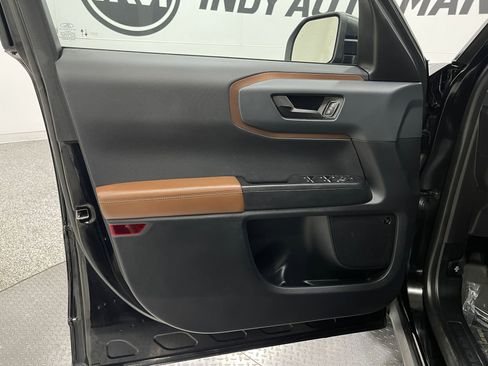 Used 2021 Ford Bronco Sport Outer Banks w/ Outer Banks Package (96D) AWD/4WD image 13