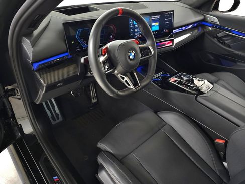 Used 2026 BMW M5 Touring AWD/4WD image 17