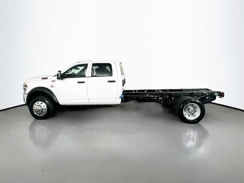 New 2026 RAM 5500 Tradesman w/ Chrome Appearance Group image 4