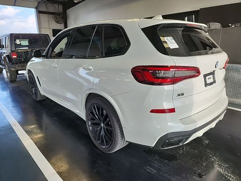 Used 2020 BMW X5 M50i w/ Executive Package image 4