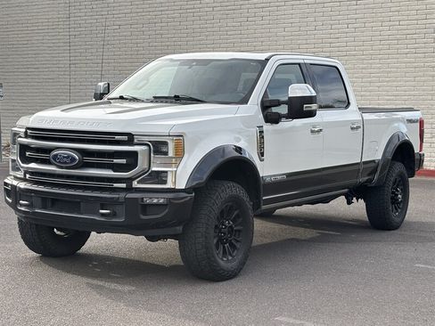 Used 2020 Ford F350 Platinum w/ Tremor Off-Road Package AWD/4WD image 9