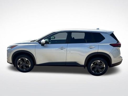 Used 2025 Nissan Rogue SV AWD/4WD image 6
