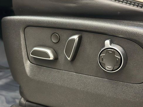 Used 2024 GMC Yukon Denali Ultimate w/ LPO, Floor Liner Package image 31