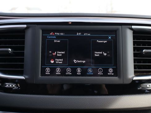 Used 2021 Chrysler Voyager LX w/ Cold Weather Group image 17