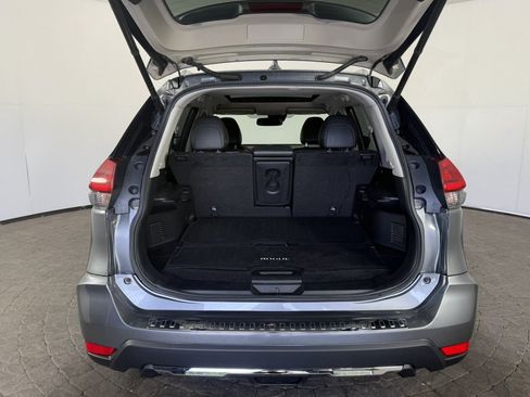Used 2018 Nissan Rogue SL w/ Premium Package AWD/4WD image 7
