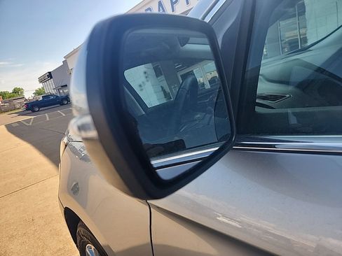 Used 2024 Ford Edge Titanium AWD/4WD image 12