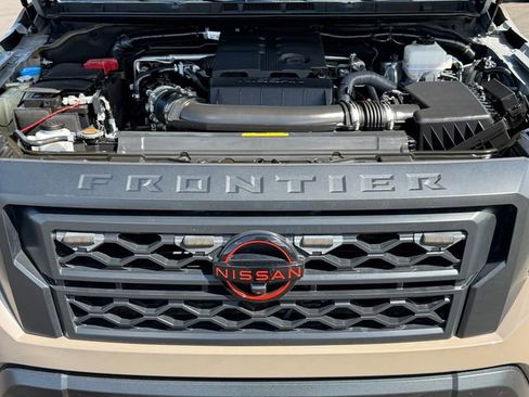 Certified 2024 Nissan Frontier PRO-4X w/ Pro Premium Package AWD/4WD image 27