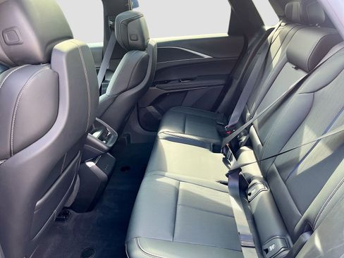 Used 2025 Cadillac Lyriq Sport RWD image 26