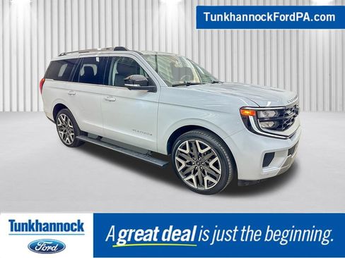 Used 2026 Ford Expedition Platinum w/ Platinum Ultimate Package AWD/4WD image 1