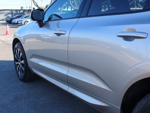 Used 2025 Volvo XC60 B5 Plus image 48