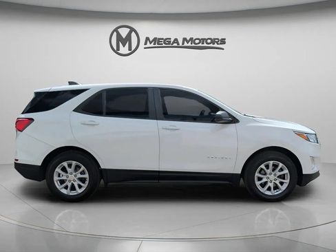 Used 2020 Chevrolet Equinox LS FWD image 10