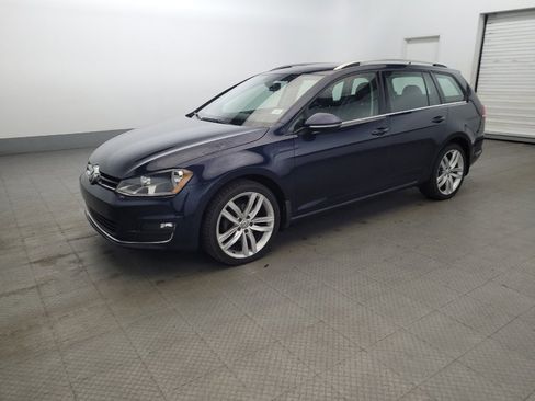 Used 2015 Volkswagen Golf SEL FWD image 2