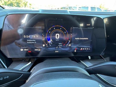 New 2026 Chevrolet Suburban Z71 w/ Comfort Package AWD/4WD image 27