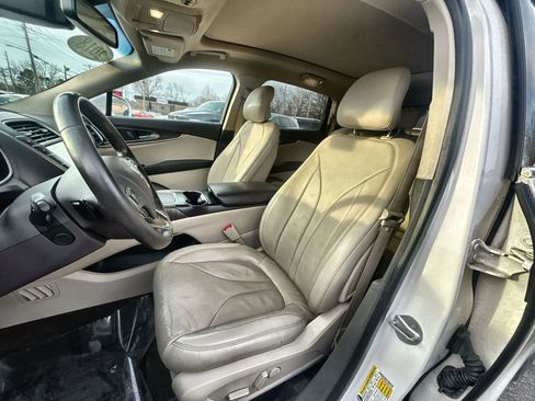 Used 2018 Lincoln MKX Reserve w/ Driver Assistance Package image 13