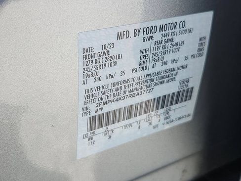 Certified 2024 Ford Edge Titanium AWD/4WD image 20