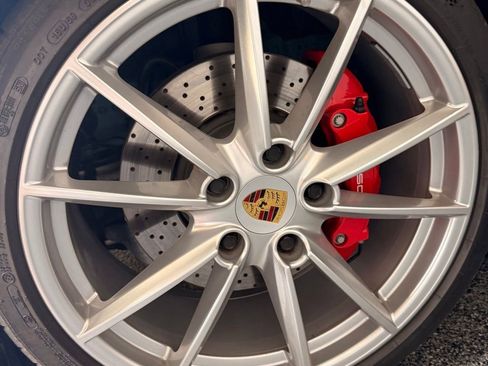 Used 2020 Porsche 911 Carrera S RWD image 8