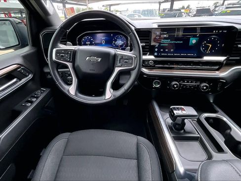 Used 2023 Chevrolet Silverado 1500 RST AWD/4WD image 6