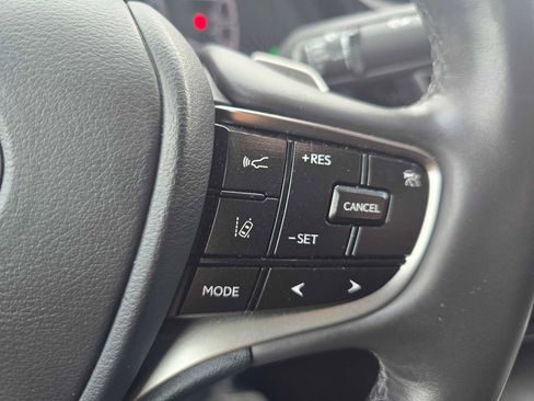 Used 2022 Lexus ES 250 w/ Premium Package image 32