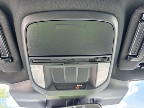 New 2026 Subaru Forester AWD/4WD image 39
