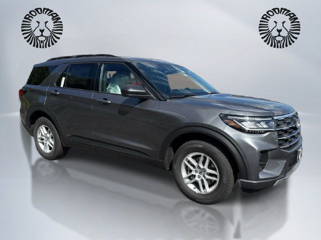 New 2027 Ford Explorer Active w/ Active Comfort Package AWD/4WD image 3
