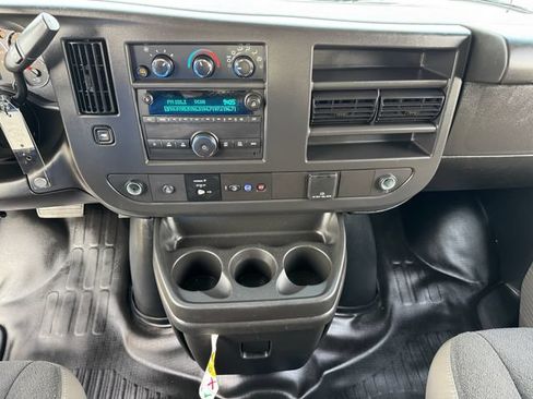 Used 2025 GMC Savana 2500 w/ Driver Convenience Package RWD image 20