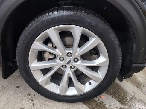 Used 2022 Ford Explorer Platinum w/ Equipment Group 601A image 36