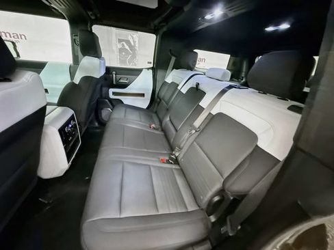 Used 2024 GMC Hummer EV 2X w/ Extreme Off-Road Package AWD/4WD image 26