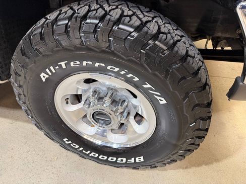 Used 1999 Ford F250 Lariat AWD/4WD image 35